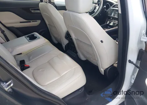 2018 Jaguar F-Pace 35T Prestige z USA, uszkodzony, nr VIN SADCK2EV0JA268991